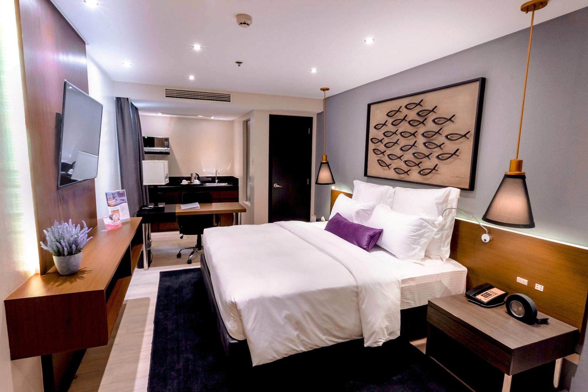 Coro Hotel Makati City Exteriér fotografie