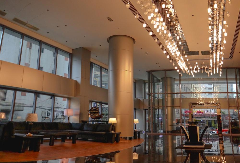 Coro Hotel Makati City Exteriér fotografie